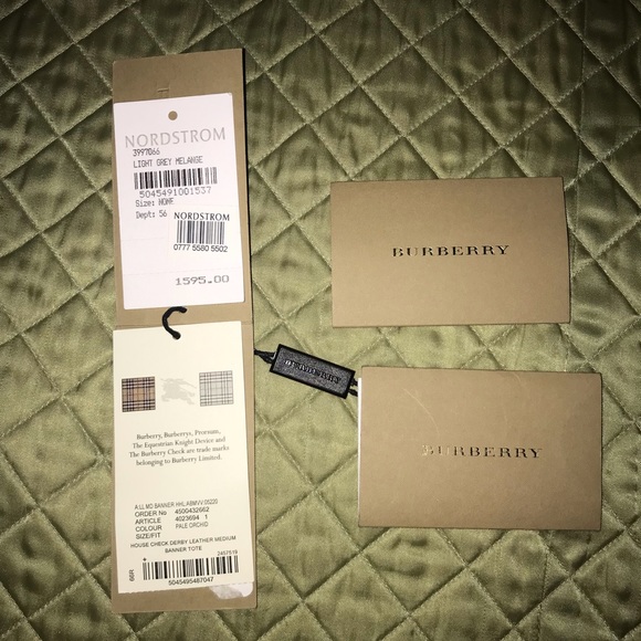 Burberry House Check Derby Medium Banner Tote - Picture 7 of 8